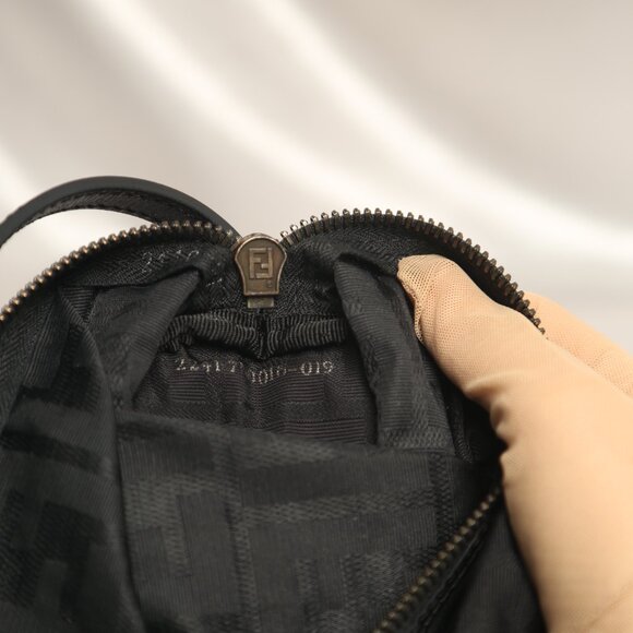 Rare FENDI Zucca FF Barrel Pochette Black - Picture 6 of 10